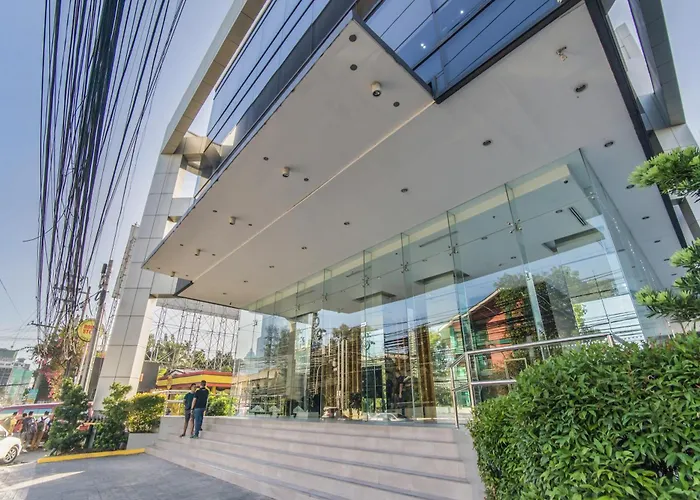 Avenir Condo For Rent Near It Park Cebu With Free Netflix, 49-Inch Samsung Curve Tv