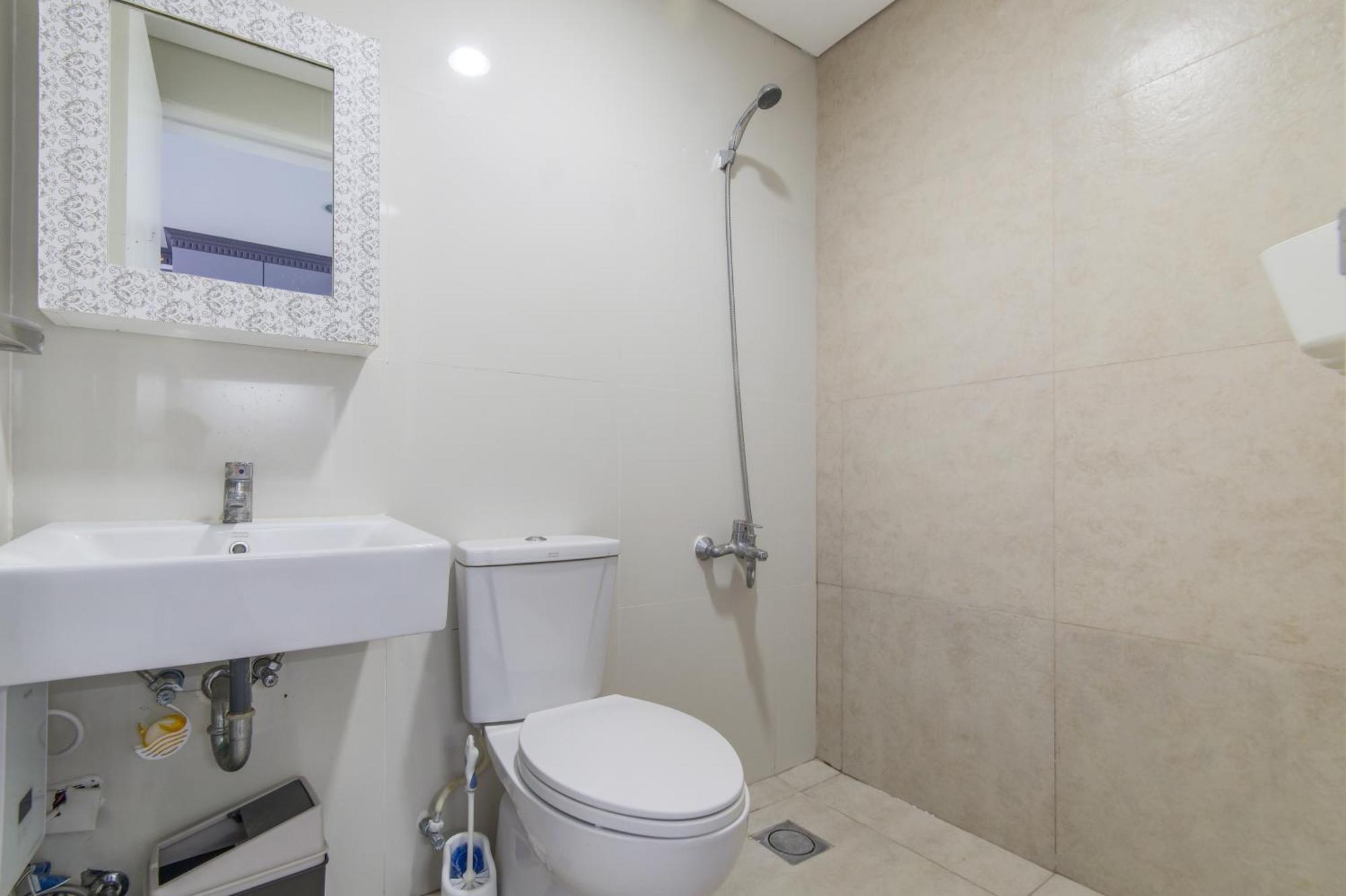 Avenir For Rent Near It Park With Free Netflix, 49-inch Samsung Curve Tv Apartment *